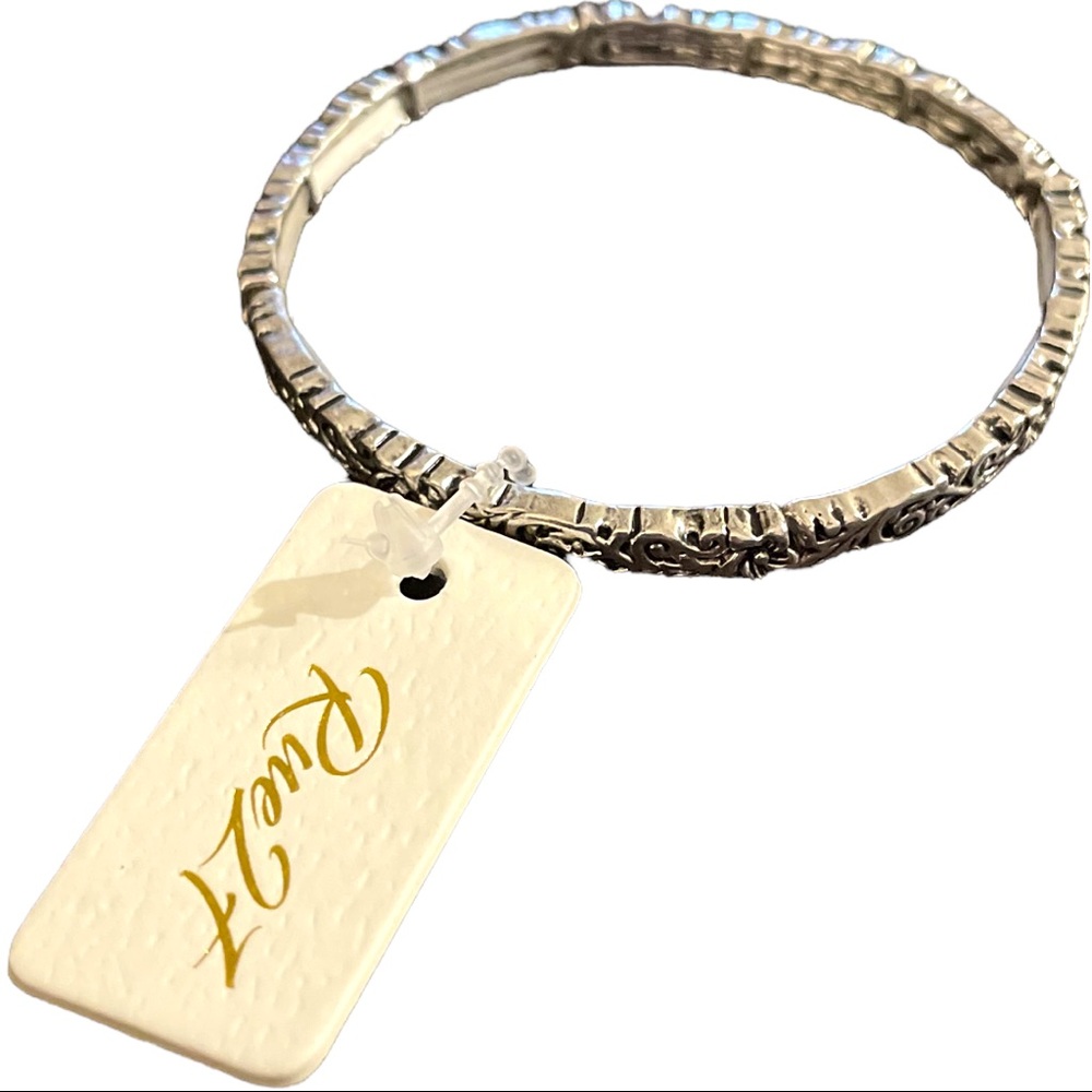 Rue 21 bracelet
